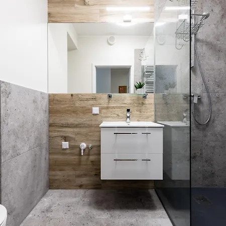 Ina Rent - Stare Miasto- Bastion Walowa